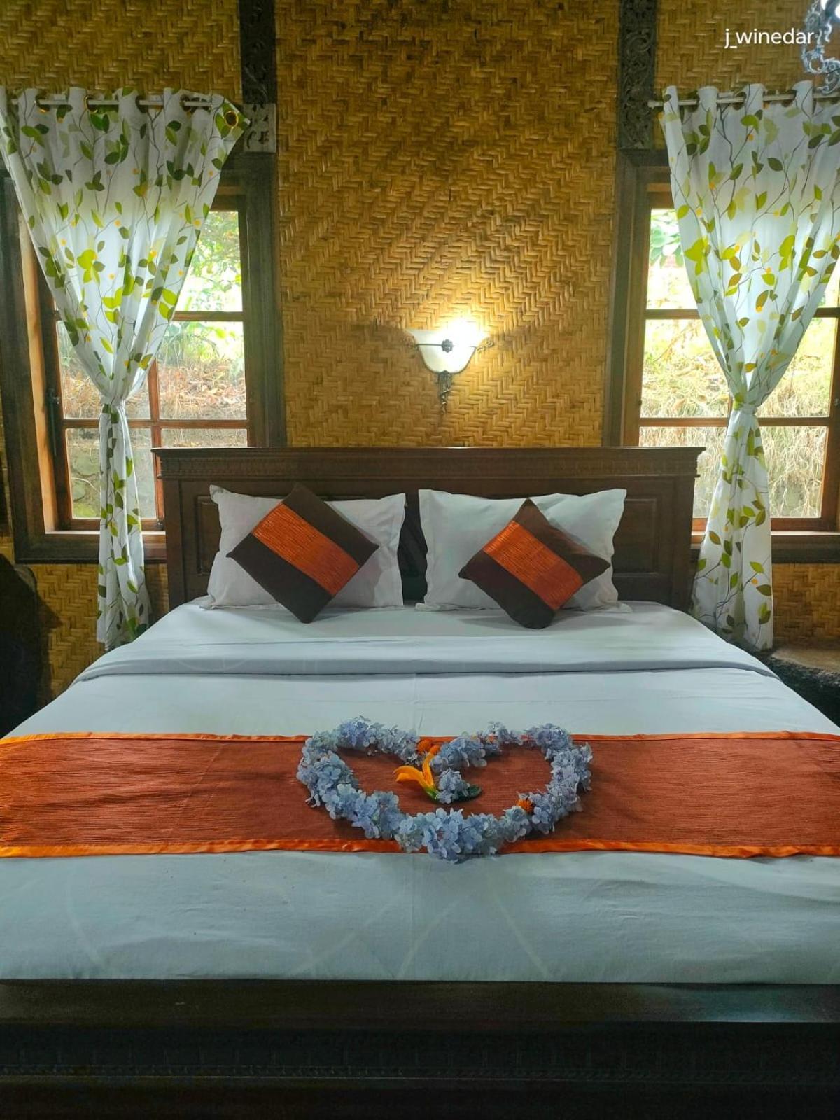 Yoschi'S Hotel Bromo Ngadisari Exterior foto